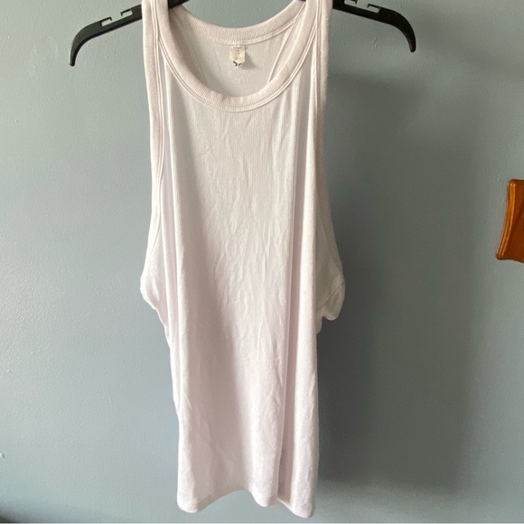 NWOT Old Navy UltraLite Rib-Knit Racerback Tank Top - Picture 12 of 13